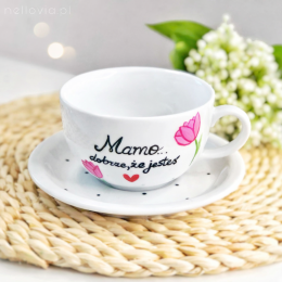 Filiżanka dla Mamy na dzień matki na kawę z kwiatami
